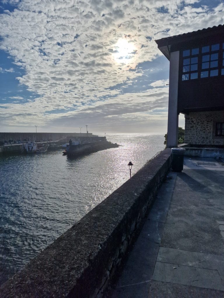 Vistas al puerto de LLanes